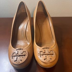 Tory Burch wedges light brown